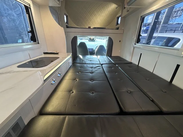 車内施術空間